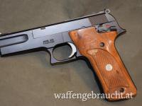 Smith und Wesson Pistole 422, Kal. .22lr, € 199,-