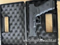 Glock 17 CO2 Blowback mit Metallschlitten und Koffer (6mm BB)