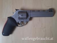 Taurus Raging Bull 44 Magnum