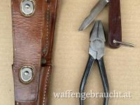 US Army Signal Corps TE-33 Tool Kit - CS-34 Pouch + TL-29 Camillus Knive - Linesman's Pliers