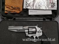 Smith & Wesson 627-5 Performance Center